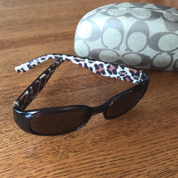 Coach sunglasses and case - Picture 8 of 11